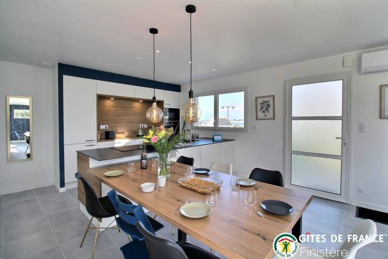 Lovely gite with grill, terrace & garden | Sea view | Beach nearby | Pets are welcome in Morlaix
