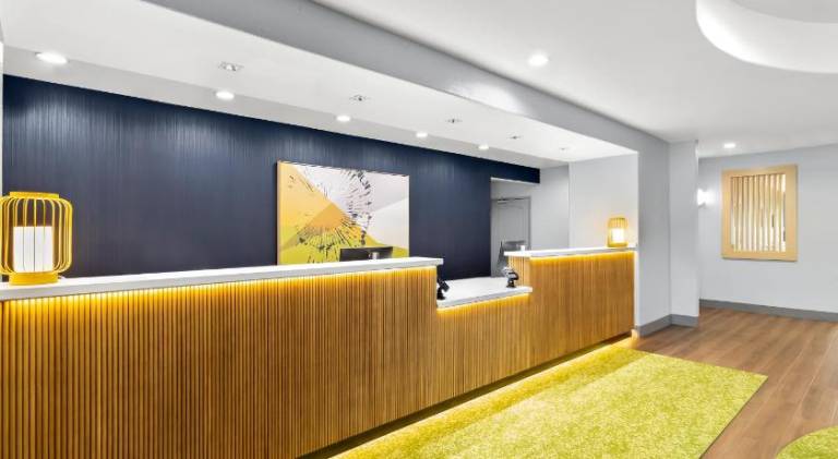 Spark by Hilton Missouri City — photo 2