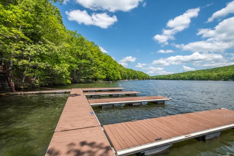 Lakin' It Easy — photo 3
