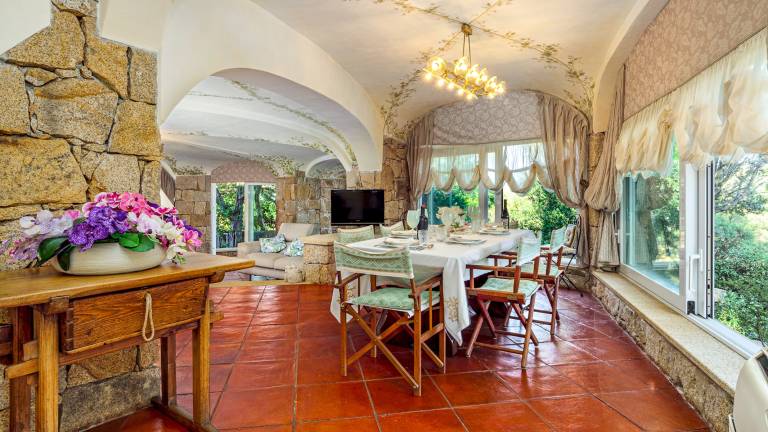 Family-oriented beautiful villa with yard, BBQ & private pool | Close to the beach | Pets are welcome — photo 5