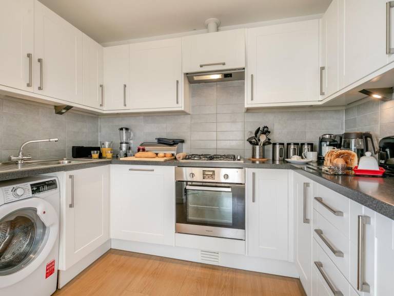 Holiday apartment with 2 rooms for 4 persons — photo 4