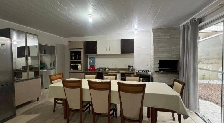 House | Next to the beach | Pets allowed — photo 3