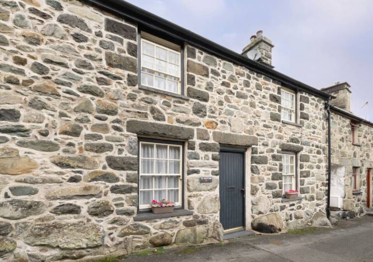House Dolgellau