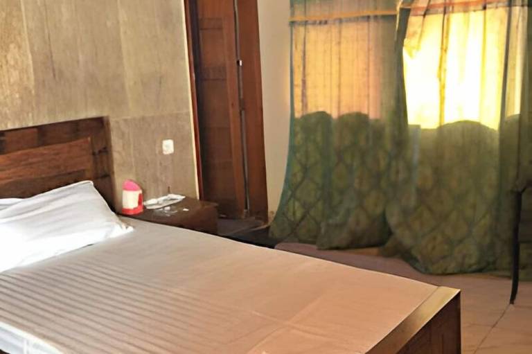 Prince Hotel
