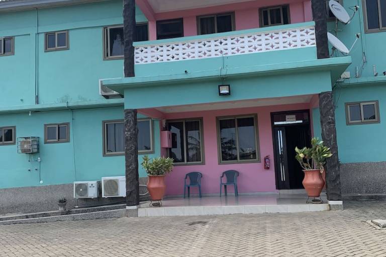 Sovitel Hotel and Restaurant