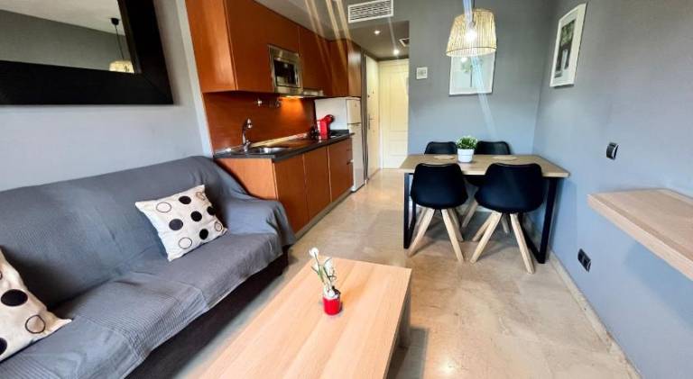 Precioso apartamento de una habitacion con parking y piscina — photo 2