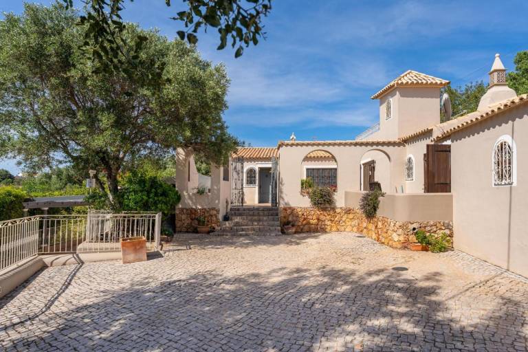 Ferienhaus in Loul&eacute;&comma; Almancil f&uuml;r max. 6 Personen am Atlantik