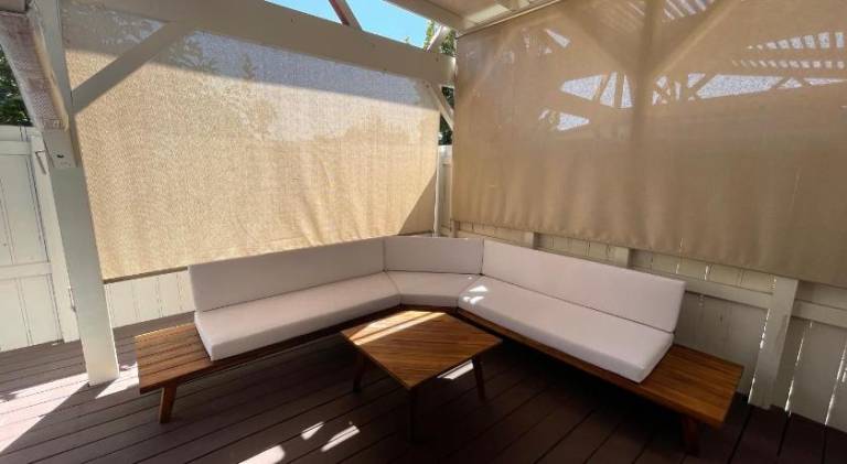 House | Near Gehry Residence — photo 5