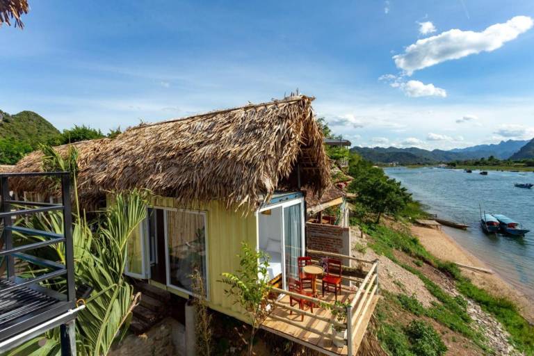 Phong Nha A Little Leaf Homestay in Bo Trach