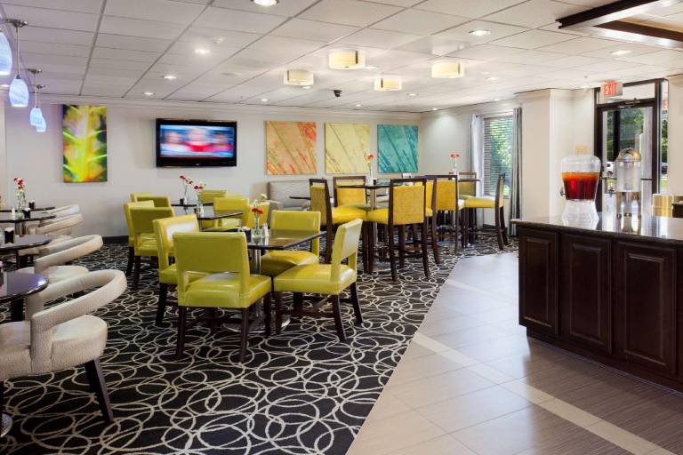 DoubleTree by Hilton Springdale — photo 4