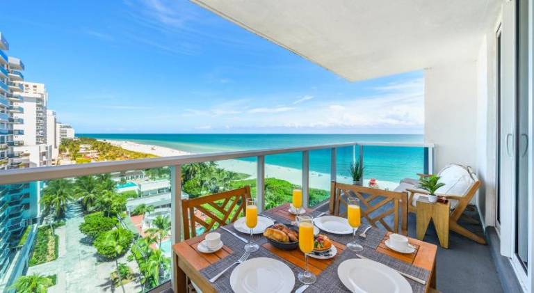 Oceanfront Private Condo at 1 Hotel & Homes -1019 — photo 3