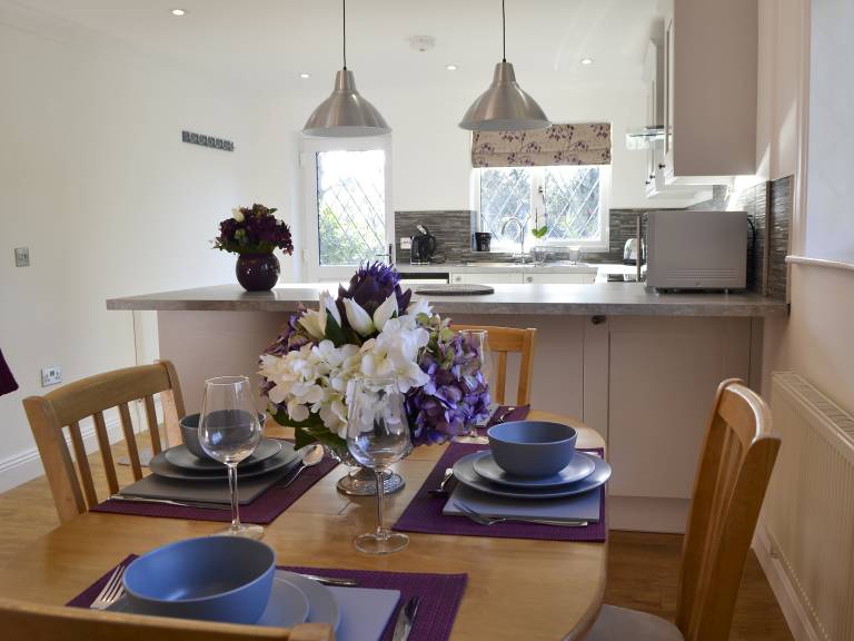 Child-friendly cottage with terrace & yard | Pet-friendly — photo 5