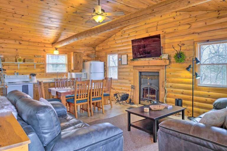Table Rock Lake Cabin Rentals from $95