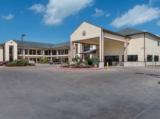 Lone Star Inn and Suites Victoria — photo 5
