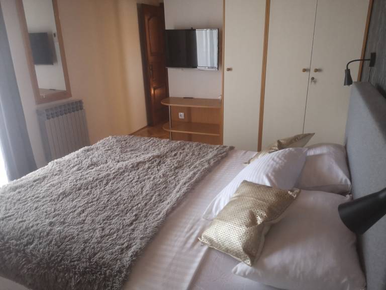 Room with balcony and sea view Pakoštane, Biograd (S-24768-a) — photo 4