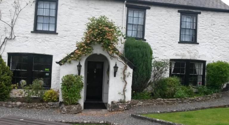 Townstal Farmhouse — photo 5