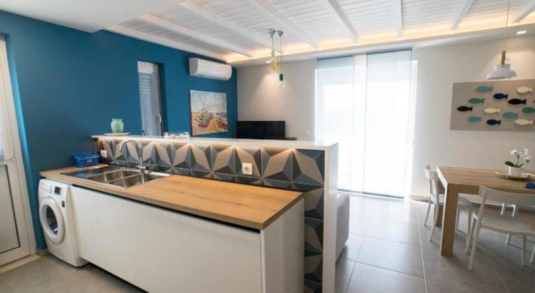 Fully equipped charming apartment with terrace | Next to the beach | Perfect for remote work | Dogs allowed — photo 2