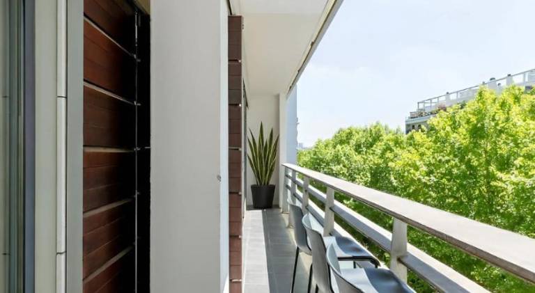 Fully equipped holiday apartment with patio & hot tub | Suitable for remote work | Pets are welcome — photo 4