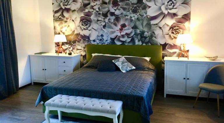 Holiday apartment with garden in Bled