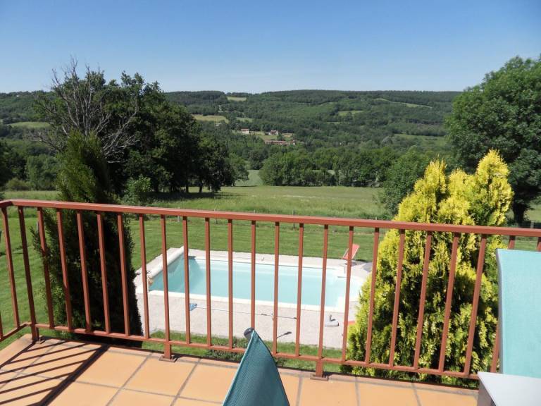 Fully equipped charming gite with patio, garden & barbecue | Dogs allowed — photo 2