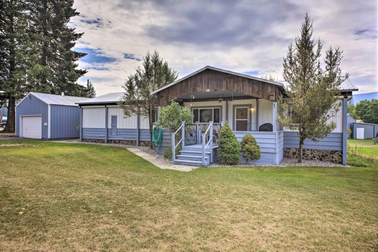 House  Trout Creek
