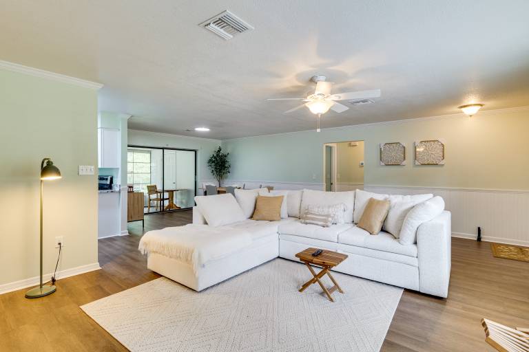 Bring Your Boat! Canal-Front Tavares Home w/ Dock — photo 4