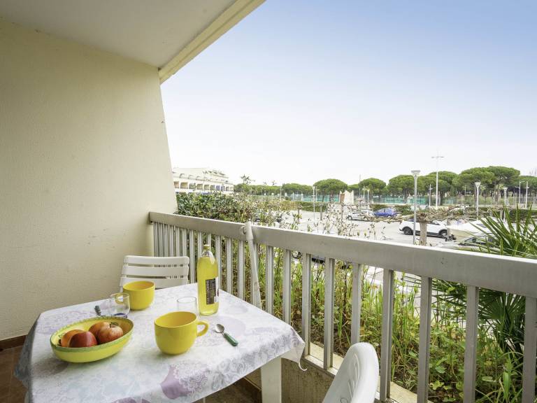 Wonderful holiday apartment with patio | Dogs allowed — photo 3