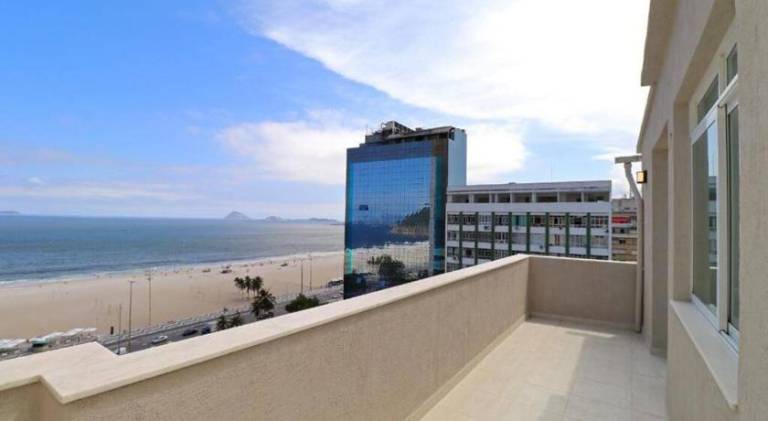Fantastic Penthouse With Jacuzzy and Ocean View — photo 3