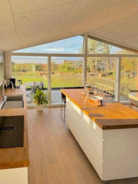 153 M² Ferienhaus ∙ 3 Schlafzimmer ∙ 6 Gäste - Esberg
