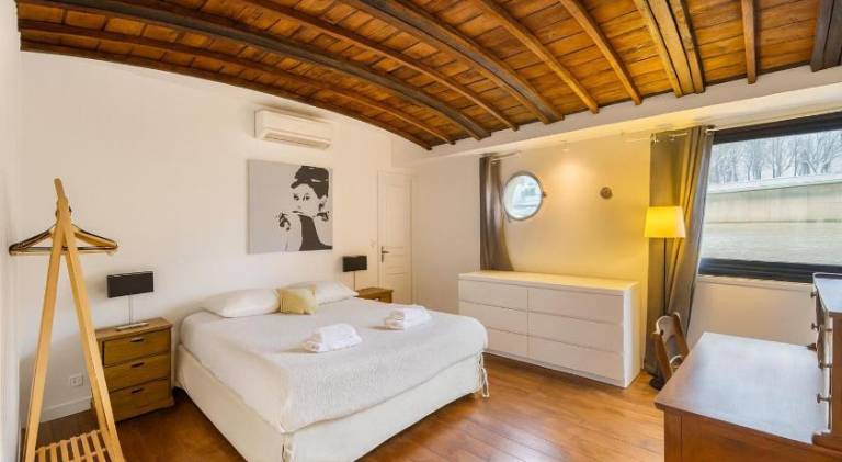 Fully equipped house with heated pool, terrace & barbeque | Good for workation | Pet-friendly — photo 2