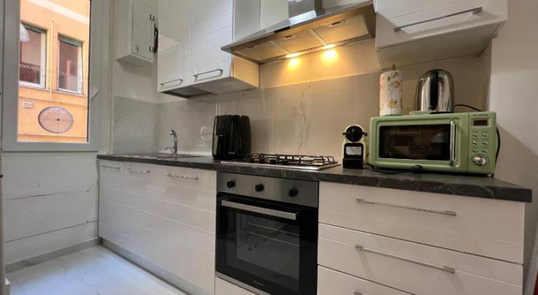 Rental apartment with 2 rooms for 4 persons — photo 3