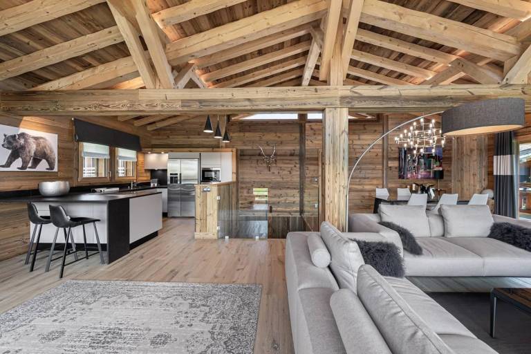 Chalet, 1st floor, sauna, terrace, fireplace or stove, parking, tv, 180m², Megève — photo 3