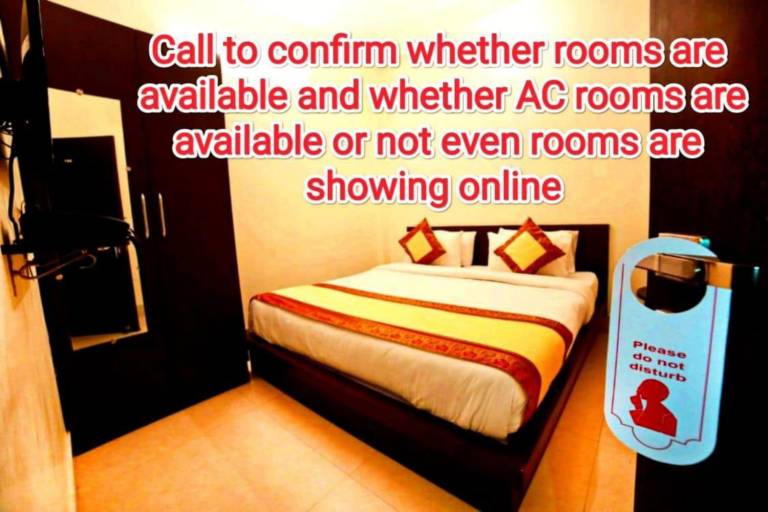 Sada Shiv Guest House near Kashi vishwanath temple & Ganga River in Varanasi