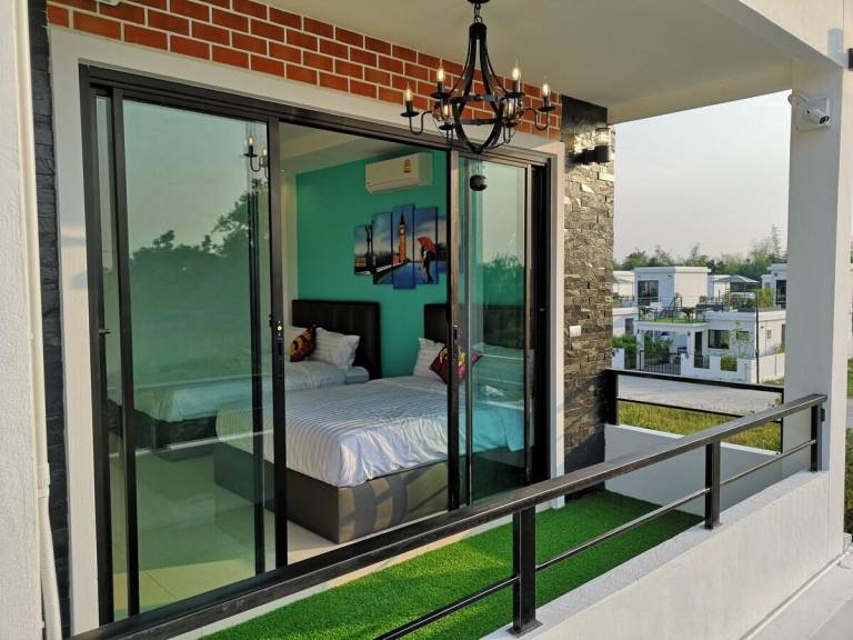 Modern Rocky Loft Huahin Pool Villa — photo 4