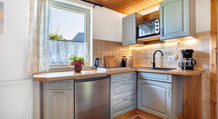 Apartment with 2 rooms for 5 persons — photo 3