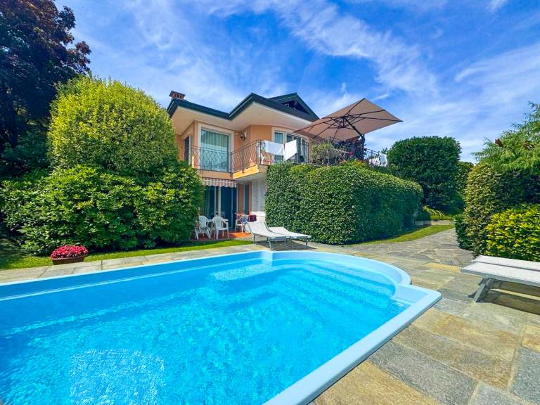 Villa mit Hund in Dagnente, Meina für max. 6 Personen Villa mit Hund in Dagnente, Meina für max. 6 Personen