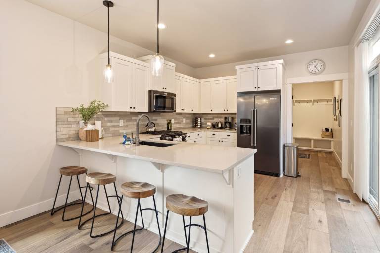 Family-oriented nice house with terrace & private pool | Pet-friendly — photo 2