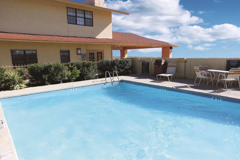 Baymont by Wyndham Fort Stockton — photo 4