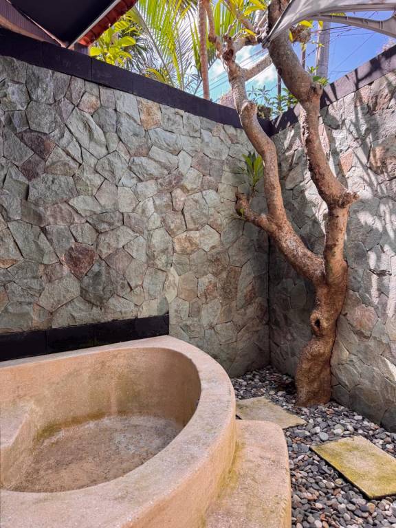 Villa with terrace, yard & private pool — photo 5