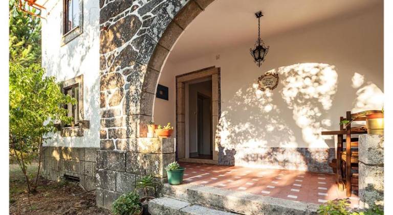 Wonderful lodge with patio & yard | Pets are welcome — photo 3