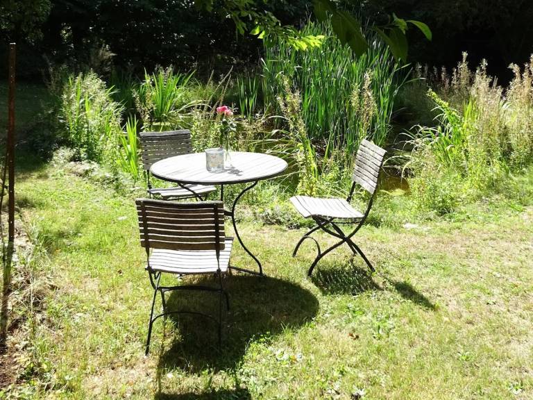 Pleasant vacation home with garden, patio & fast internet | Garden view | Suitable for remote work | Pets allowed — photo 5