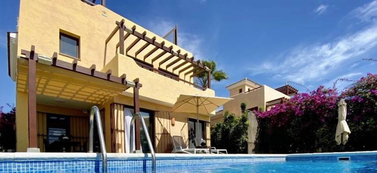 Villa Amarilla Golf