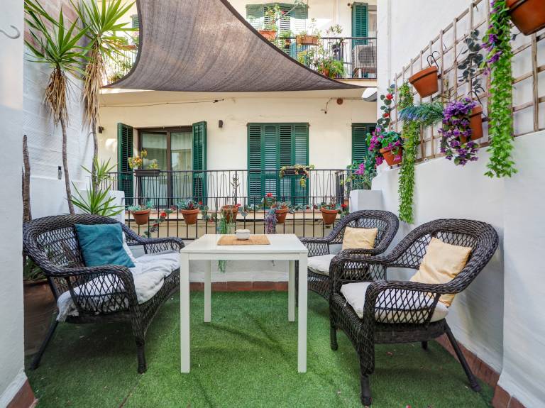 Apartment with patio | City view | Close to the beach | Dogs allowed in Sitges