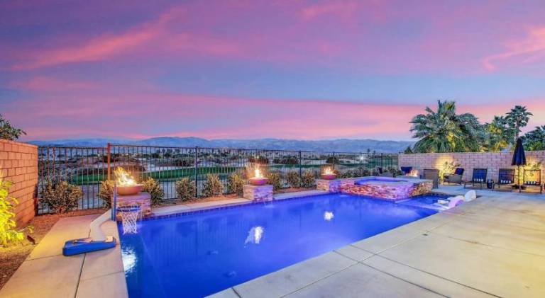 Vacation home with pool & jacuzzi | Suitable for remote work | Pets allowed in Indio, CA