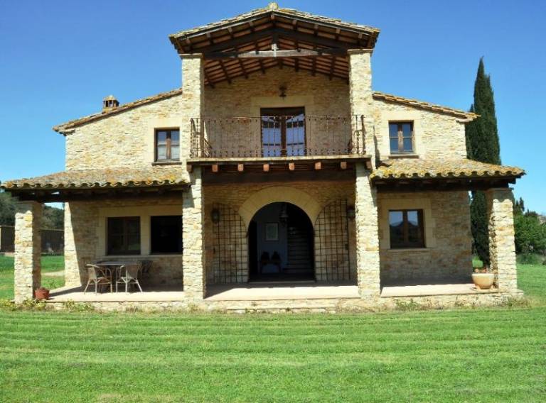 Villa  Peratallada