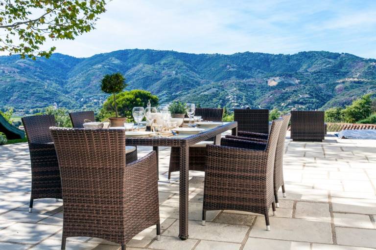 Villa with garden, terrace & barbeque — photo 2