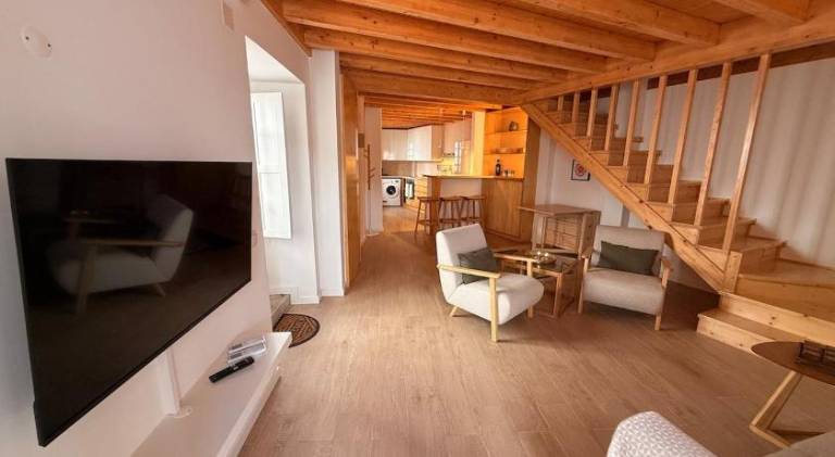 House with 1 room for 6 persons in Óbidos