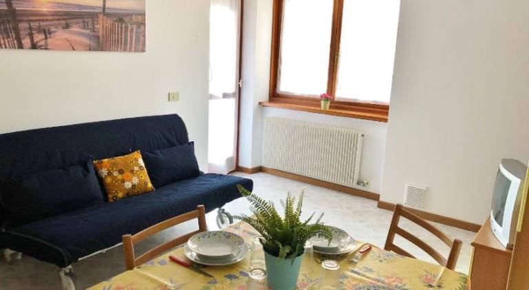 Pleasant rental apartment with terrace | Close to the beach | Pet-friendly in Grado