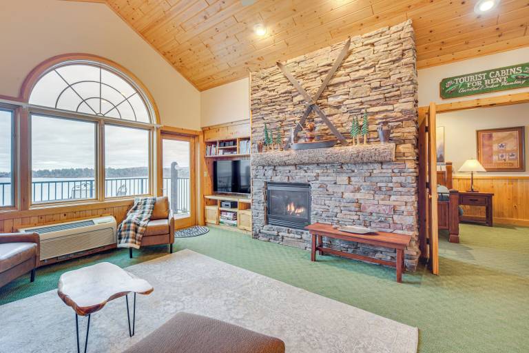 Condo  Two Harbors
