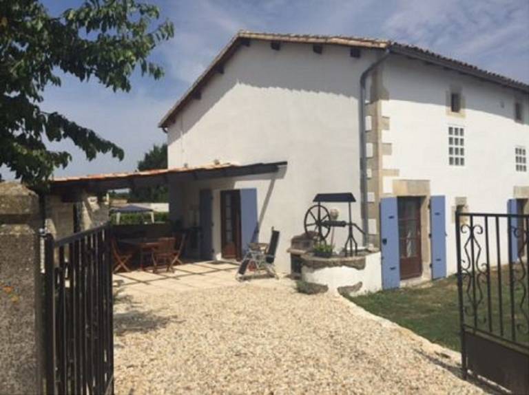 Maison de vacances Brettes